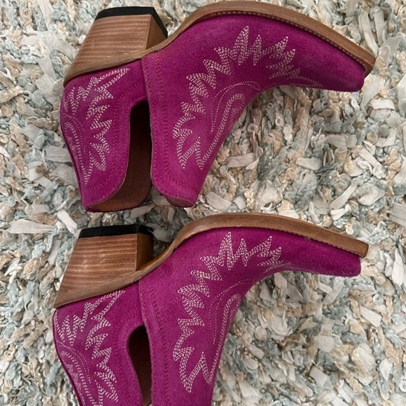 Ariat pink Dixon Boots - Picture 7 of 9